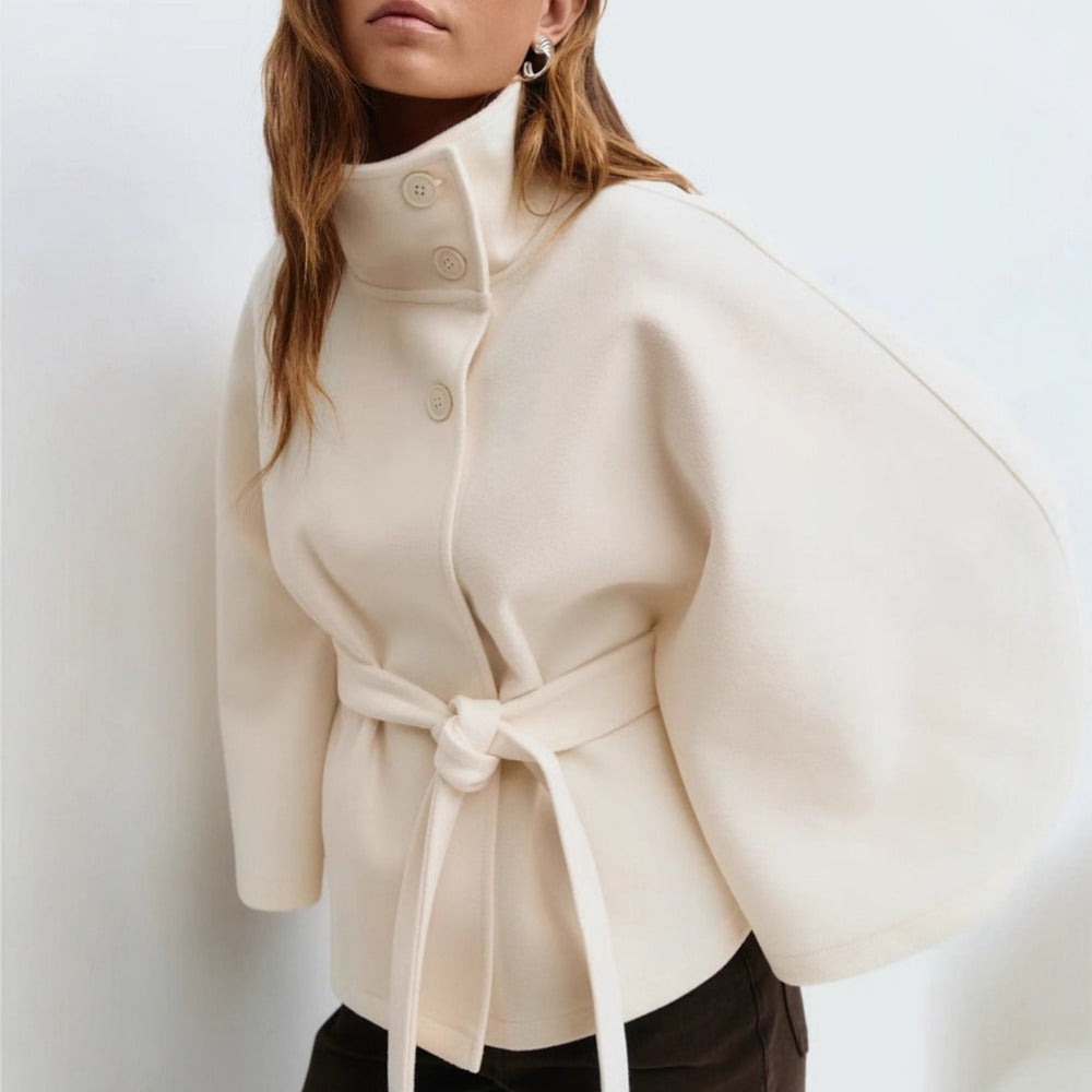 Abrigo tipo capa Aroa para Mujer – Sofisticado, Cálido y Elegante