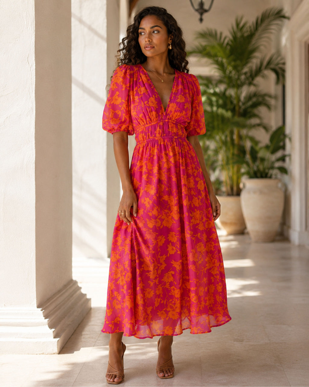Eloise Robe longue fleurie pour femme – Décolleté en V, taille cintrée et jupe fluide