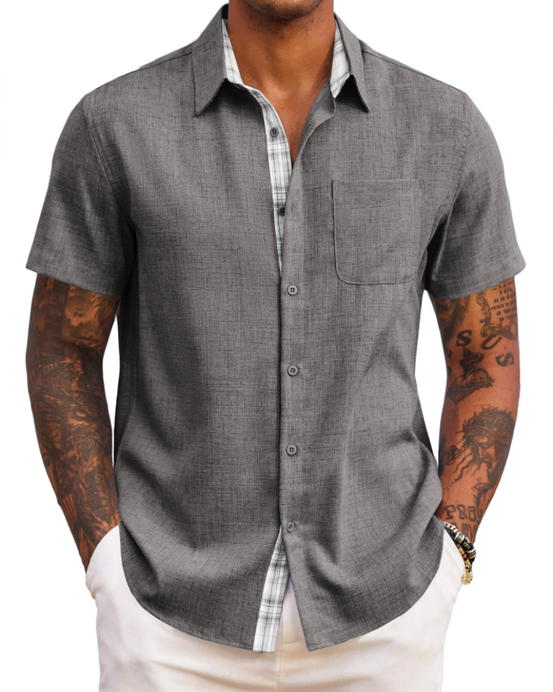 Caleb Camisa Hombre – Manga Corta, Bolsillo, Detalles Cuadros y Corte Regular
