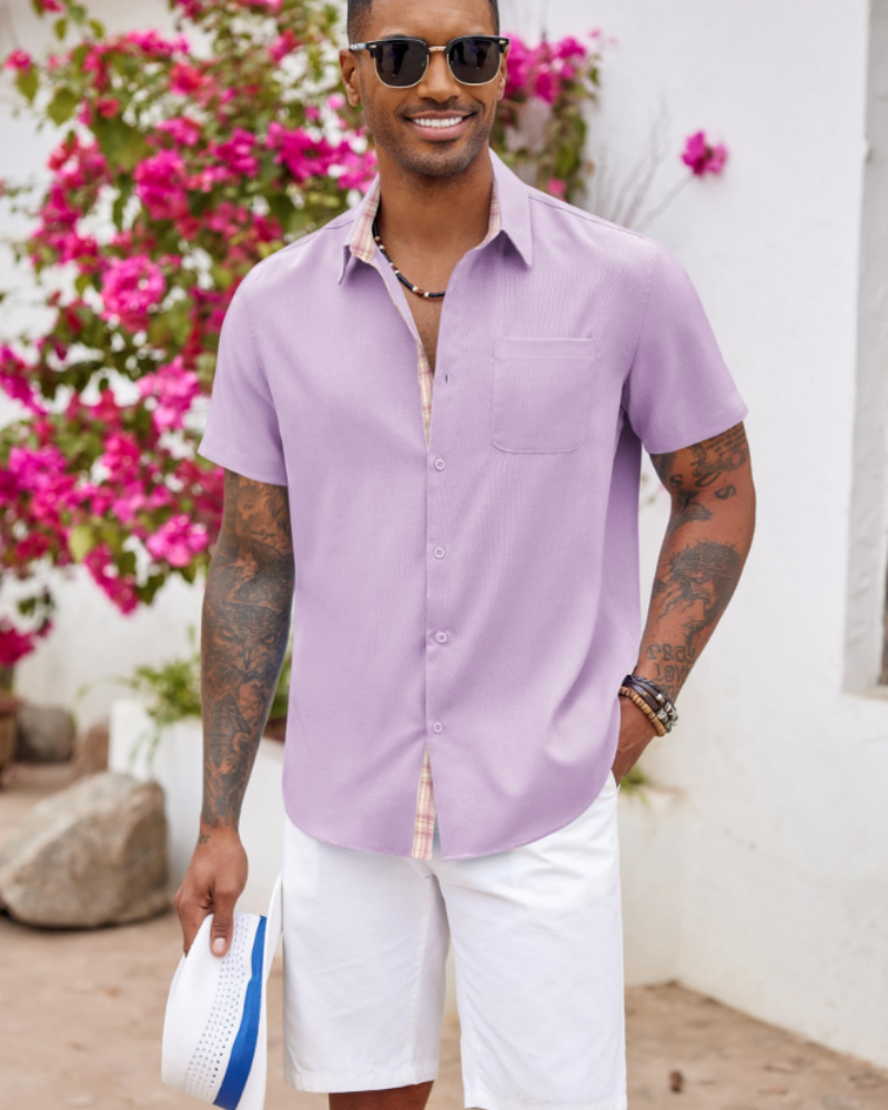Caleb Camisa Hombre – Manga Corta, Bolsillo, Detalles Cuadros y Corte Regular
