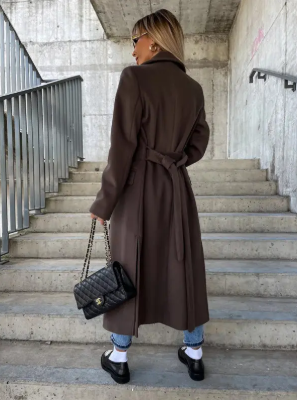 Abrigo largo Inés para Mujer – Sofisticado, Con aislamiento térmico y Diseño atemporal