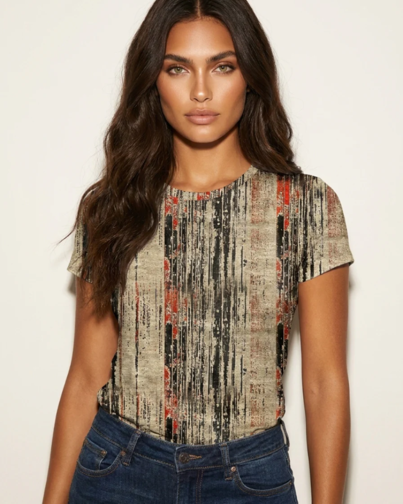 Caitlin Camiseta Gráfica Mujer – Estampado Artístico Vintage y Cuello Redondo