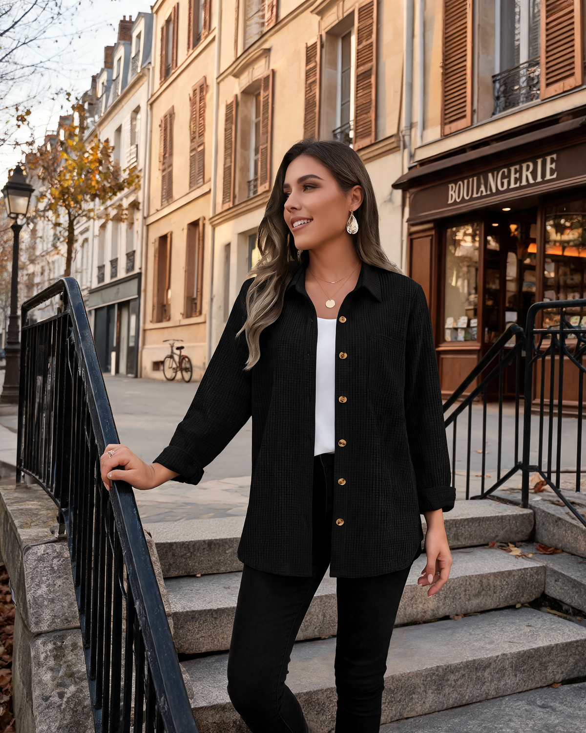 Camisa Nadia para Mujer – Cierre de botones, Mangas largas y Bolsillo en el pecho