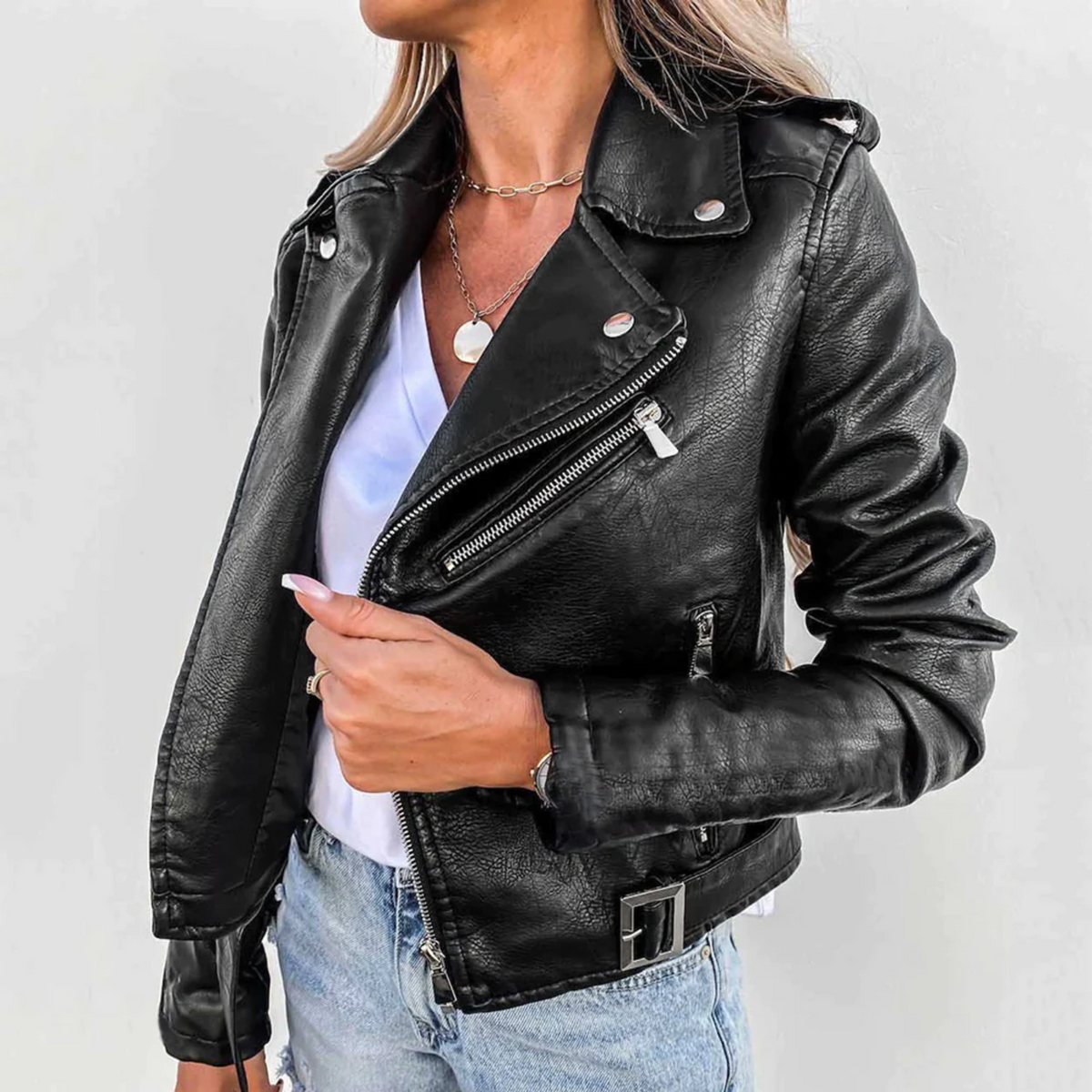 Chaqueta de piel Martina para Mujer – Cuello mao, Estilo atemporal y Cuello alto