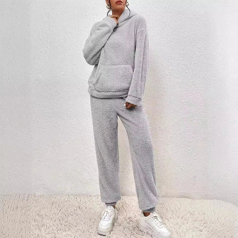 Conjunto Emilia para Mujer – Suave, Con capucha y Cómodo